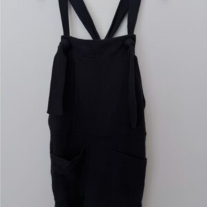 BUCKETLIST Black Apparel